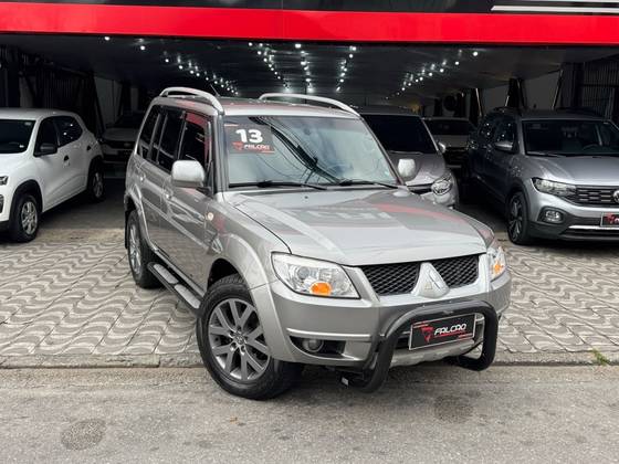 MITSUBISHI PAJERO TR4 2.0 4X2 16V 140CV FLEX 4P AUTOMÁTICO MITSUBISHI PAJERO TR4 2.0 4X2 16V 140CV FLEX 4P AUTOMÁTICO